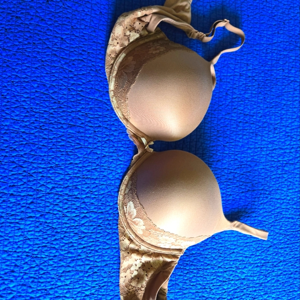 Victoria's secret push up bra